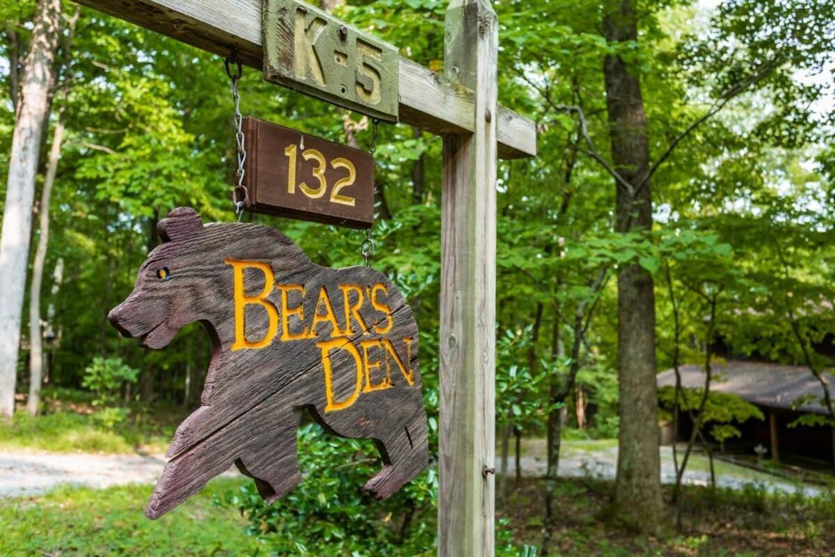 Huge Cabin W Hot Tub, Deck, Grill, Fire Pit, Wifi Berkeley Springs Exterior photo